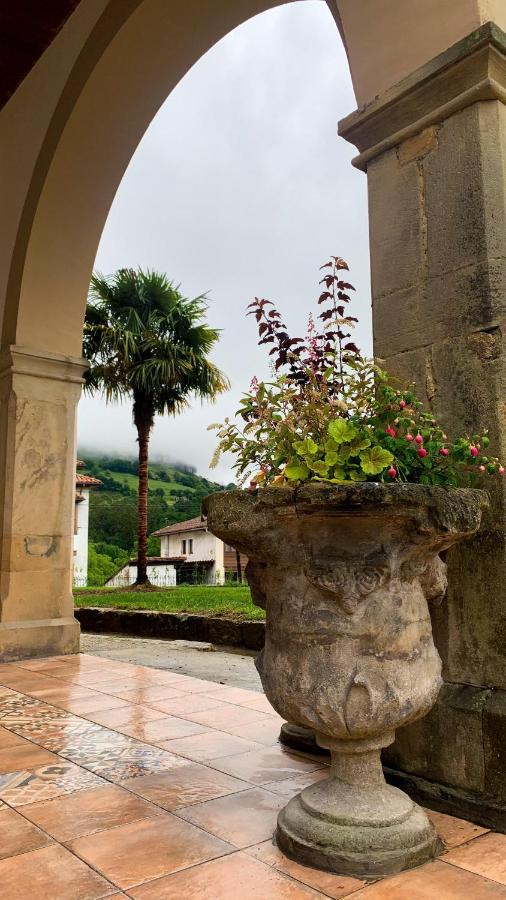 Hotel La Venta De Miyares - Casa De Indianos Piloña Zewnętrze zdjęcie
